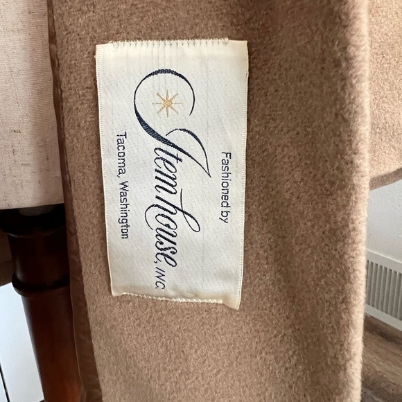 Vintage late 60’s-70s union made Nehru style camel/beige button up coat. size 12 - Picture 4 of 8